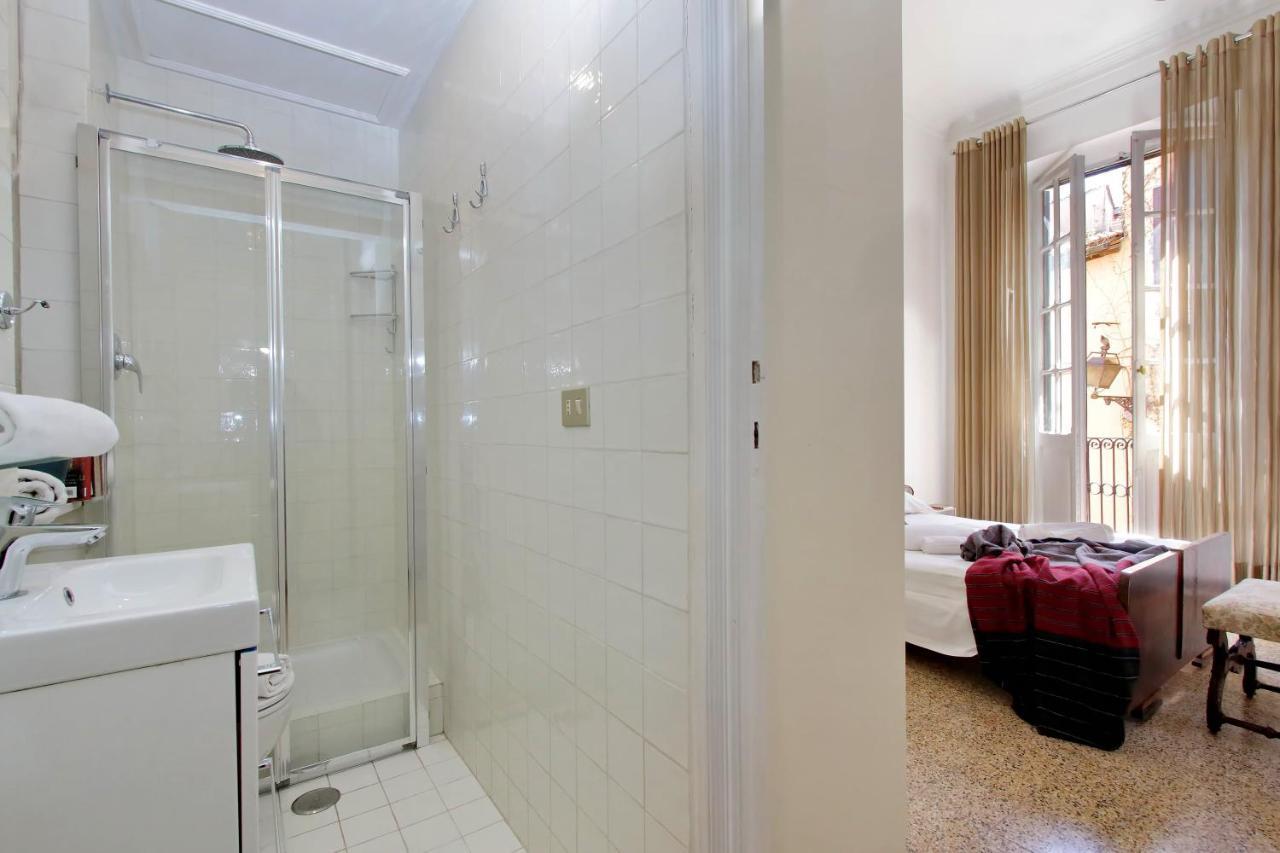 רומא 4Bnb - Tiberina Spacious Apartment מראה חיצוני תמונה
